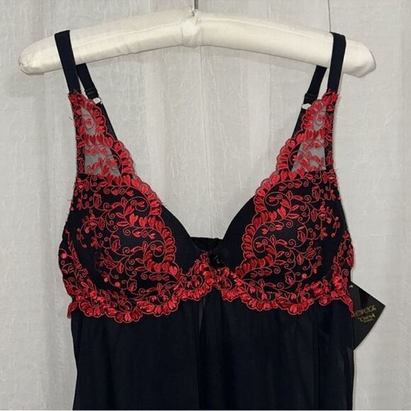 SW by Cinema ETOILE L Black Red Embroidered Chiffon Intimate Gown with Thong - Picture 4 of 11